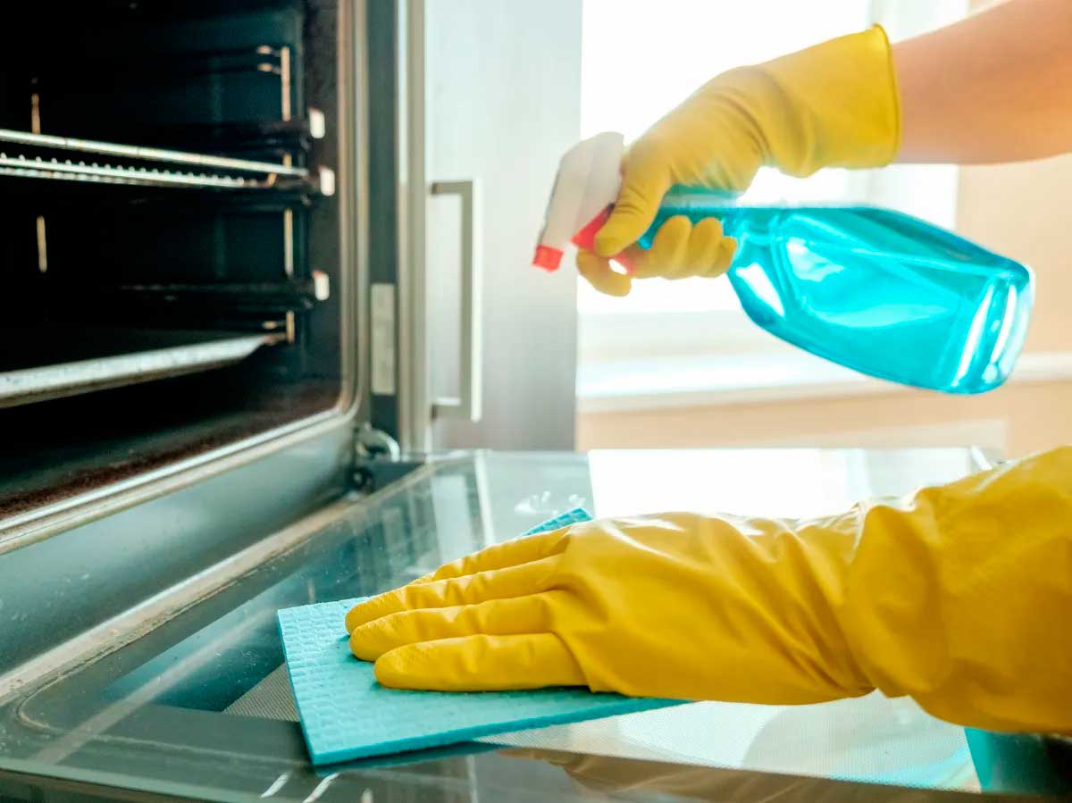 Cómo alargar la vida útil de tu horno eléctrico. SAT Madrid, reparación de electrodomésticos Cómo alargar la vida útil de tu horno eléctrico. SAT Madrid, reparación de electrodomésticos